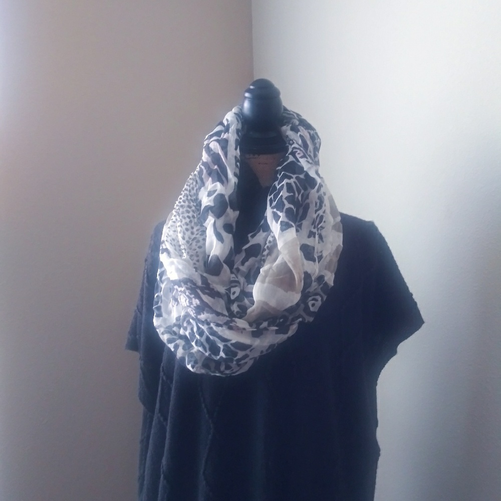 Stunning New Marciano Scarf & Shawl